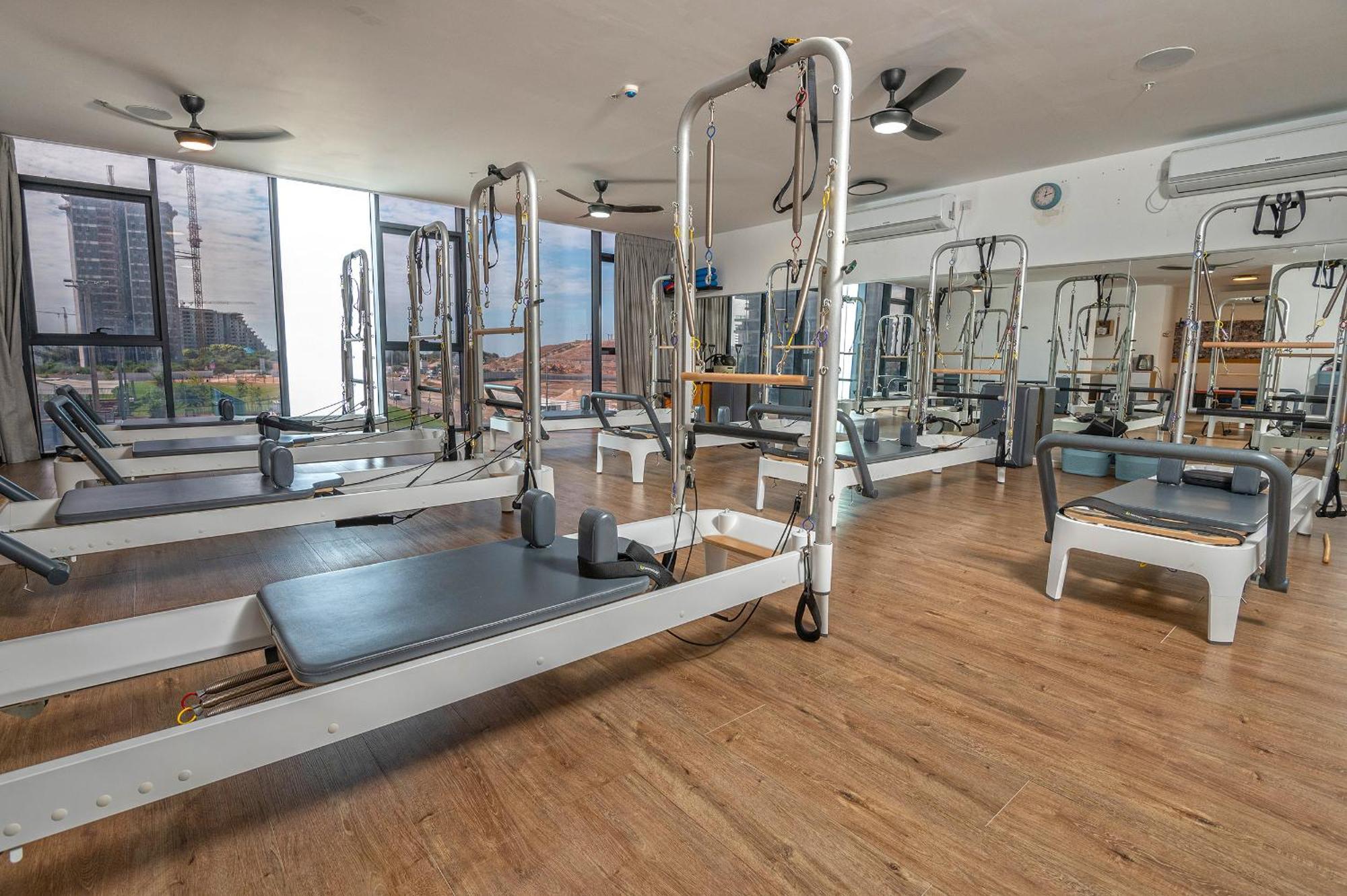 Hi-Yam Seaview Apartments & Suites - יש ממ"ד Bat Yam Dış mekan fotoğraf