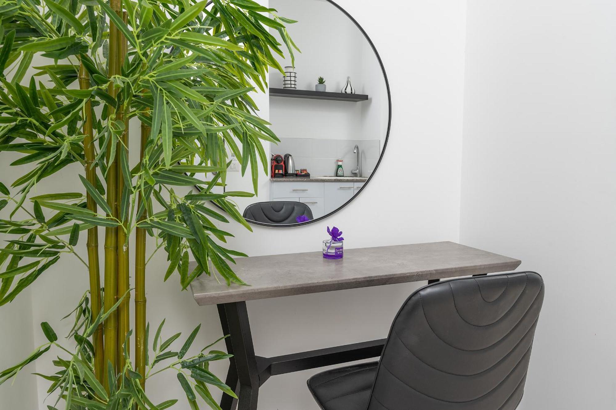 Hi-Yam Seaview Apartments & Suites - יש ממ"ד Bat Yam Oda fotoğraf