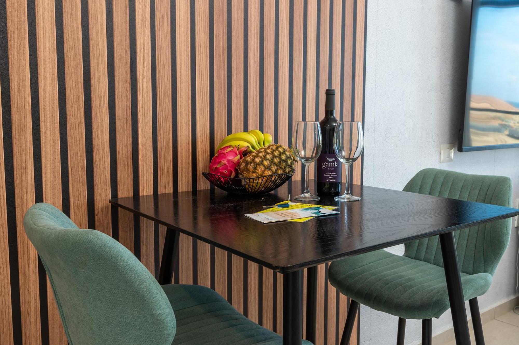Hi-Yam Seaview Apartments & Suites - יש ממ"ד Bat Yam Oda fotoğraf
